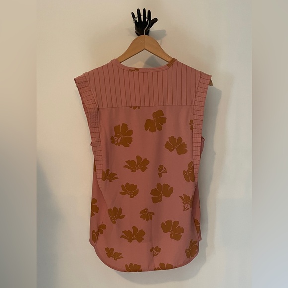 Pretty in pink M Dusty rose & ochre floral sleeveless dress shirt. Dressy/Date - Picture 3 of 7